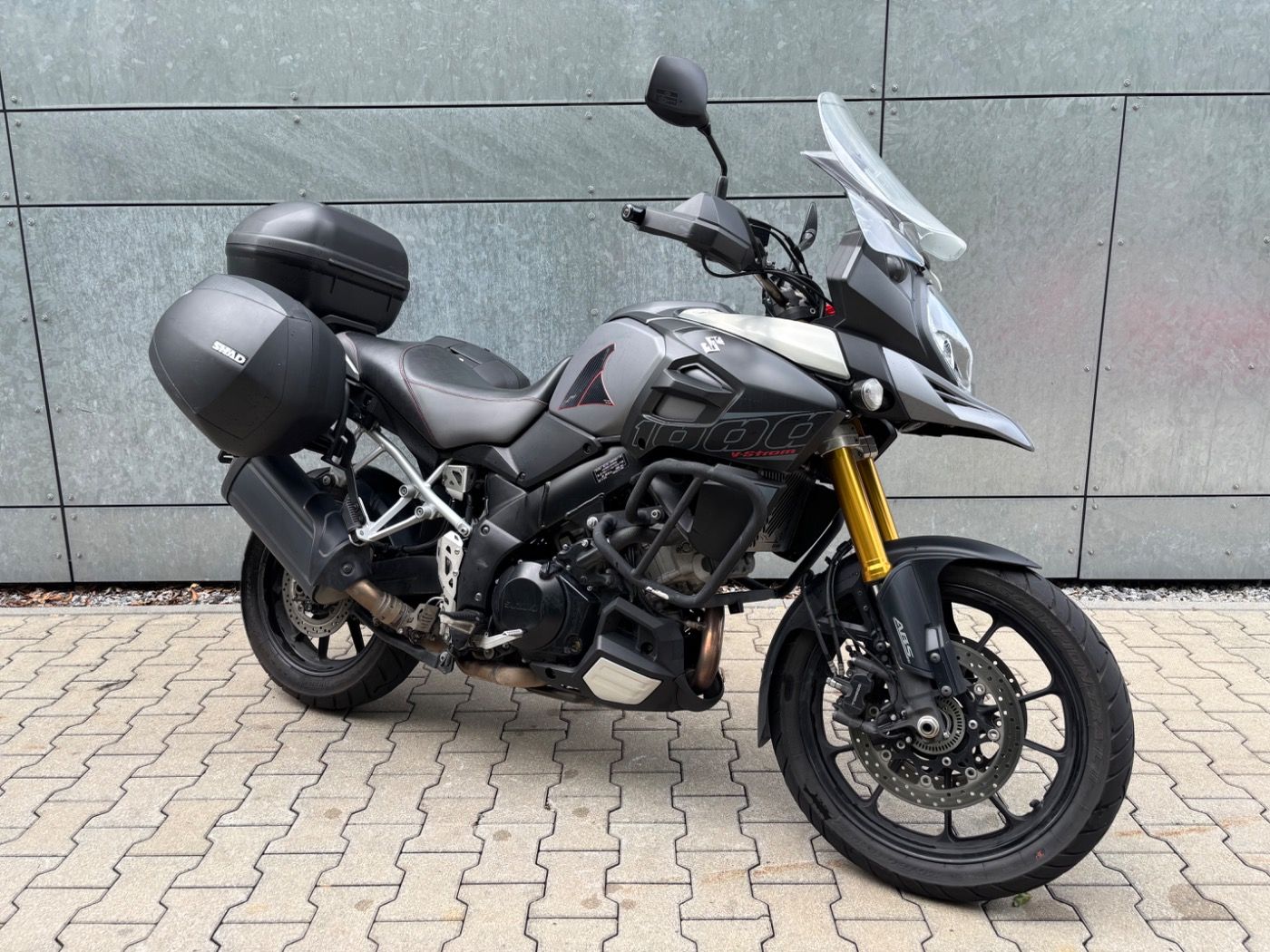 Fahrzeugabbildung Suzuki V-Strom DL 1000 Seitenkoffer, Topcase