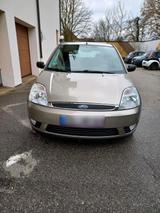Ford Fiesta 1.3 Ghia - Ford Fiesta aus 2003: Ghia