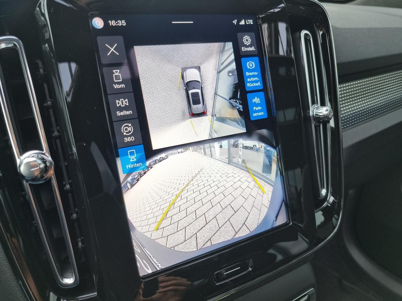 Fahrzeugabbildung Volvo XC40 B4 Ultra Dark '20 Zoll,Glasdach, 360-Cam'