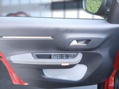 C3 Aircross Turbo 100 Plus C3 Aircross Turbo 100 Plus