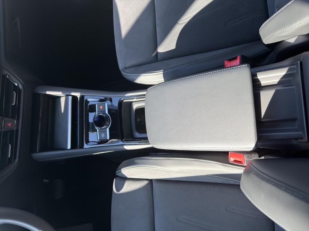 Fahrzeugabbildung Volkswagen Tayron 1.5 eTSI W Elegance 360,AHK,Kamera,LED,LM