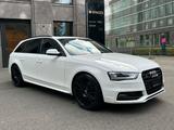 Audi S4 3.0 TFSI S-tronic Quattro Avant*VOLL*FACELIFT - Audi S4 mit Benzin-Antrieb