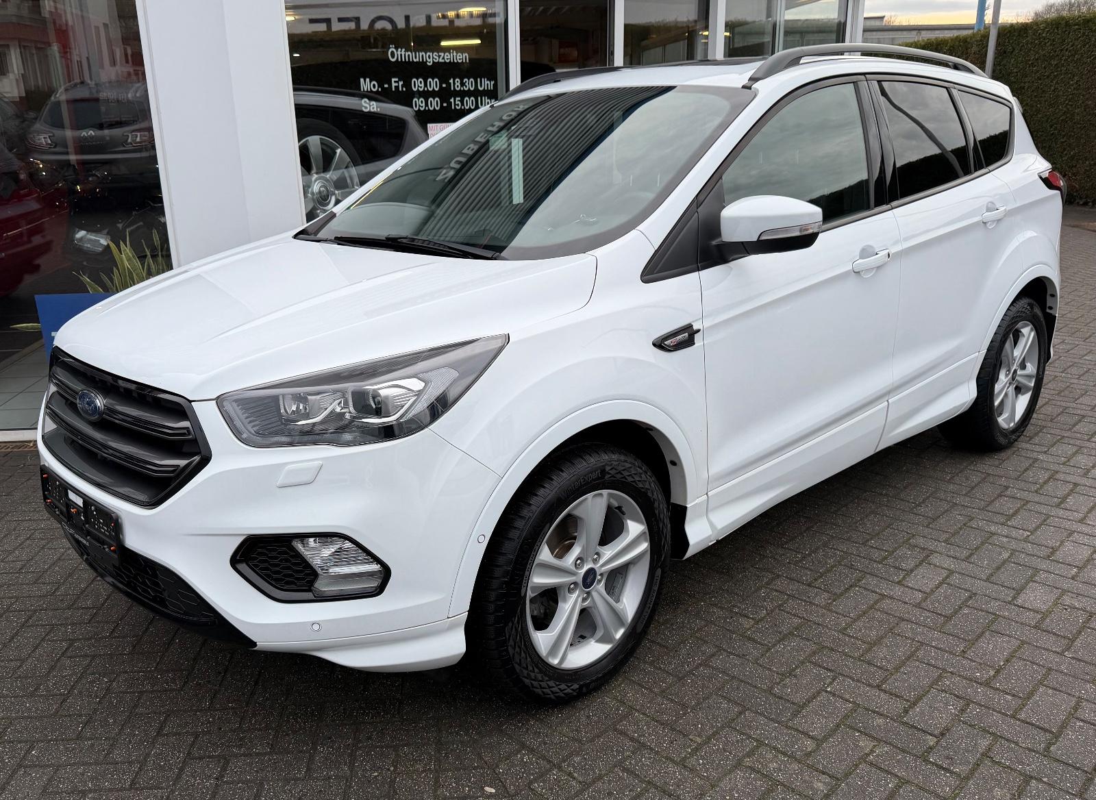 Ford Kuga ST-Line / Panoramadach