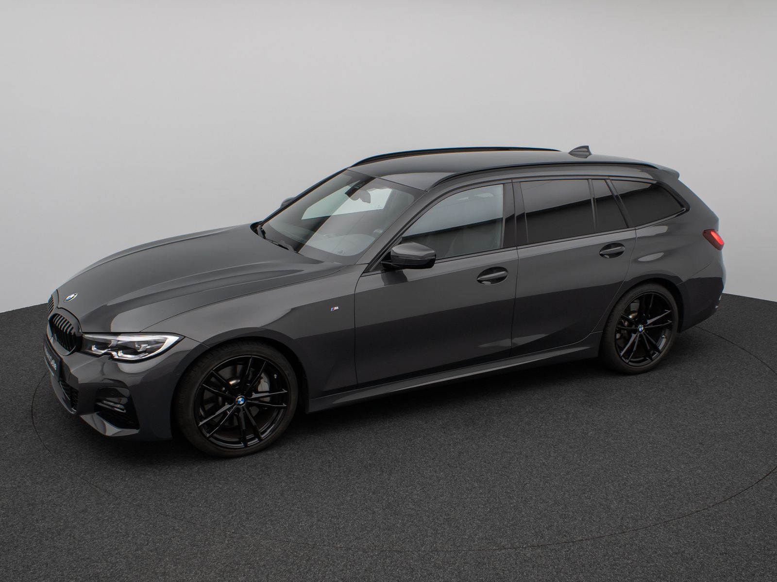 Fahrzeugabbildung BMW 330i M Sport Kamera DAB CockPitPr AHK Alarm 19"