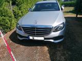 Mercedes-Benz E 220 d T Autom. - - Mercedes-Benz E 220 von privat