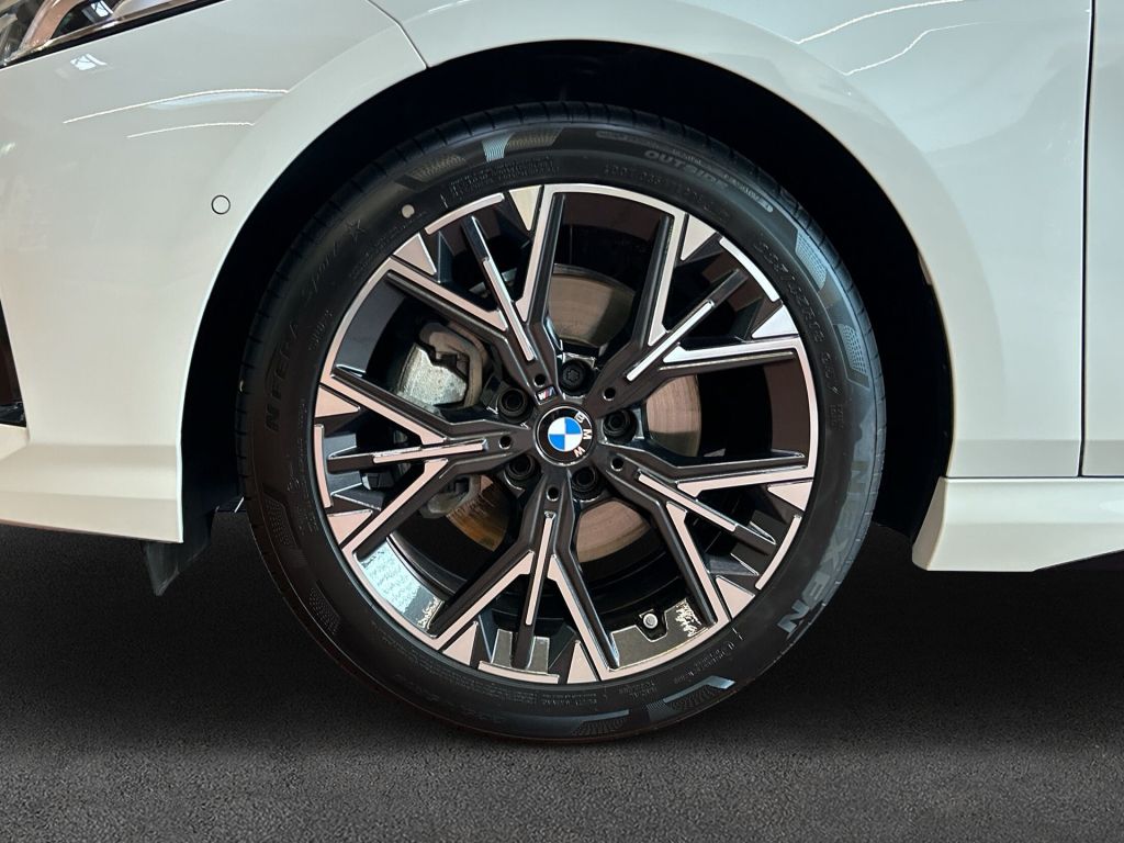 BMW 116 - Bild 8