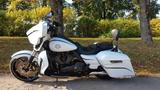 Harley-Davidson FLHXSE CVO STREET GLIDE - HARLEY-DAVIDSON CVO STREET GLIDE