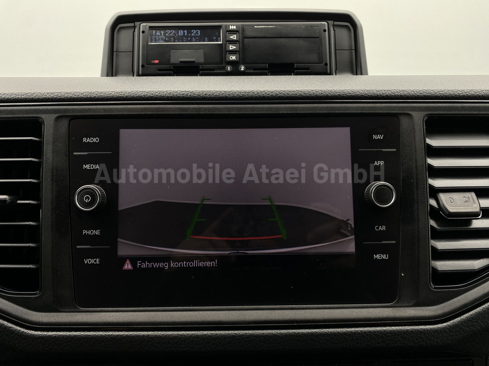 Fahrzeugabbildung Volkswagen Crafter 35 Automatik *KAMERA+NAVI+KLIMA* (8380)