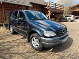 Mercedes-Benz Mercedes ML 270 CDI  Original Zustand - gebrauchte Mercedes-Benz ML 270 aus dem Jahr 2001