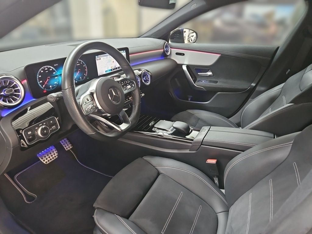 Fahrzeugabbildung Mercedes-Benz CLA 200 SB AMG Night AHK LED 360° Sport Sound