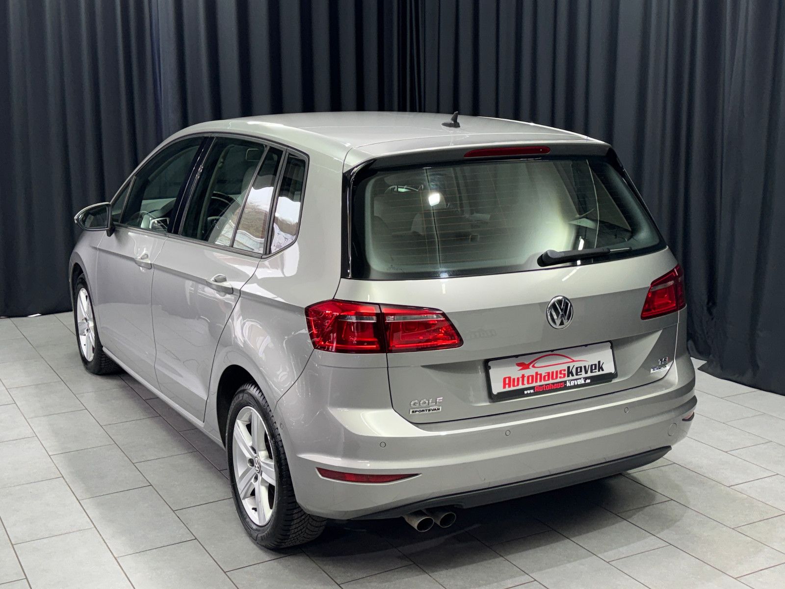 Fahrzeugabbildung Volkswagen Golf Sportsvan VII Comfortline|PDC|AUTOMATIK|NAV