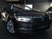 Volkswagen PASSAT VARIANT 1.5 TSI HIGHLINE