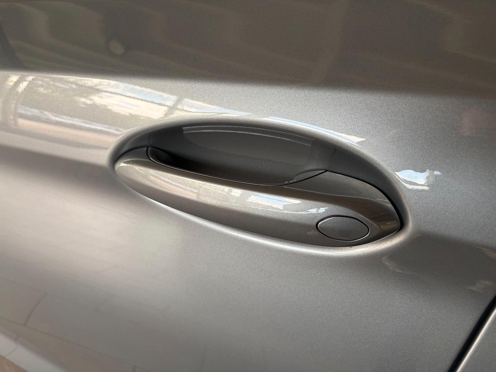BMW 530d Touring/M-LENKR/LEDER/KAMERA/ACC/KEYLESS