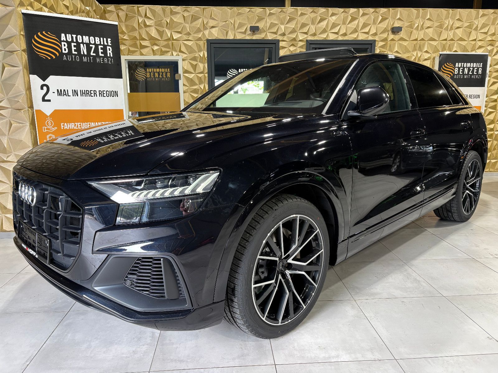 Fahrzeugabbildung Audi Q8 50 TDI quattro/PANO/NACHTSICHT/MEMORY/APPLE/
