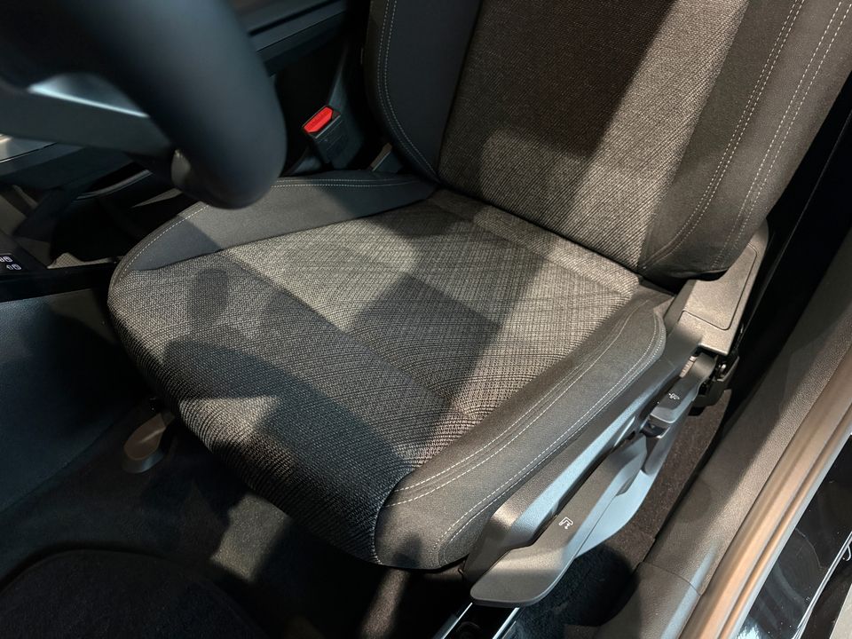 BMW 230 Active Tourer - Bild 11