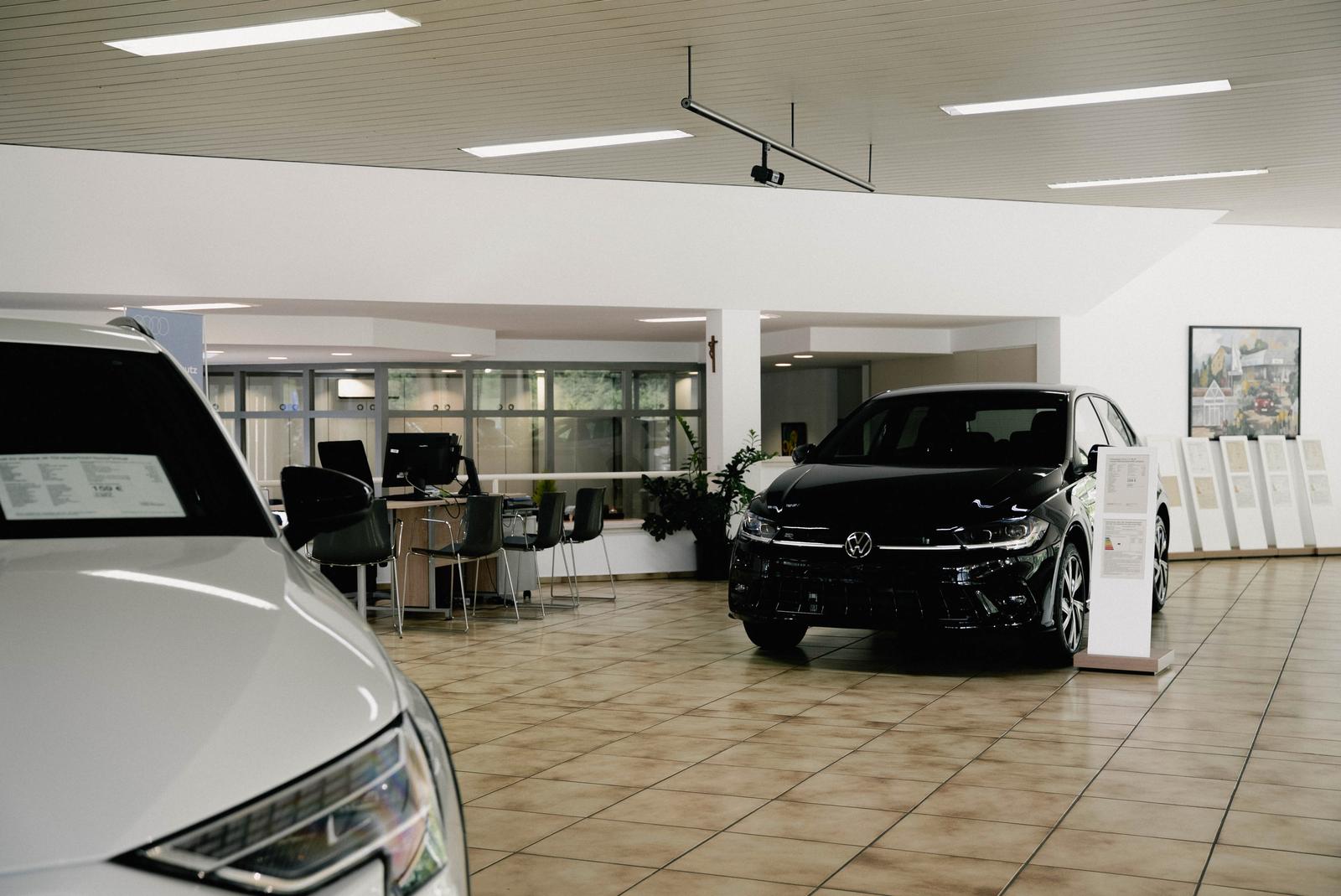 showroom-image-main