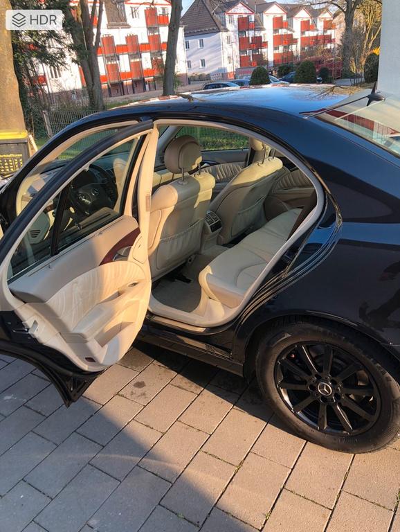 Mercedes-Benz E 320