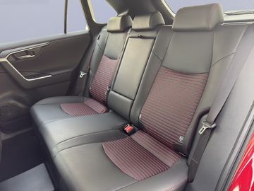 Suzuki Across 2.5 Plug-In Hybrid Comfort+ E-Four