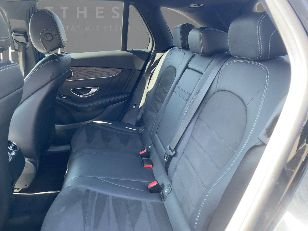 Fahrzeugabbildung Mercedes-Benz GLC 250 d 4M AMG/Night/Kamera/LED/AHK