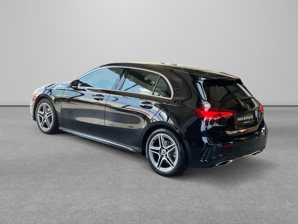 Fahrzeugabbildung Mercedes-Benz A 200 Kompaktlimousine AMG*AHK*Kamera*LED*Sitzzg
