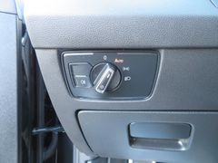 VW Arteon 2.0 TSI R-Line DSG LED Nav Ahk 19'' Busin VW Arteon 2.0 TSI R-Line DSG LED Nav Ahk 19'' Busin