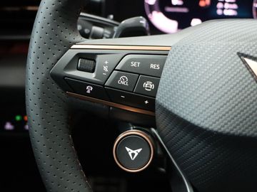 Fahrzeugverkauf 15 Cupra Terramar 2.0 4Drive VZ Pano 20 Zoll AHK 5.J.Gar.