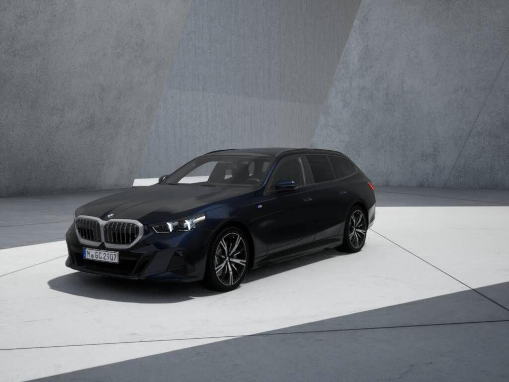 BMW 540d xDrive Touring ///M-Sport ACC StHzg AHK B&W
