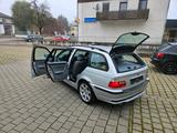 BMW 318 Touring - BMW 318 aus 2004: Kombi