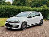 Volkswagen Golf 2.0 TSI DSG BMT GTI Performance GTI Per... - Gebrauchtwagen in Bochum