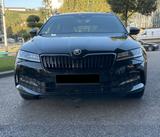 Skoda Superb SPORTLINE (190PS) LED ACC Parklenk - Skoda Superb in München