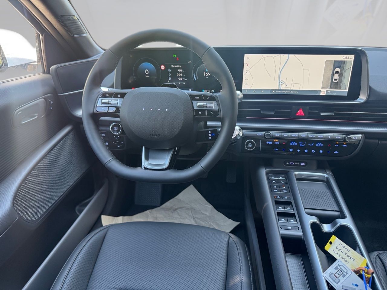 Fahrzeugabbildung Hyundai IONIQ 6 Uniq / Uniq-Paket Elektro 77,4 kWh 360