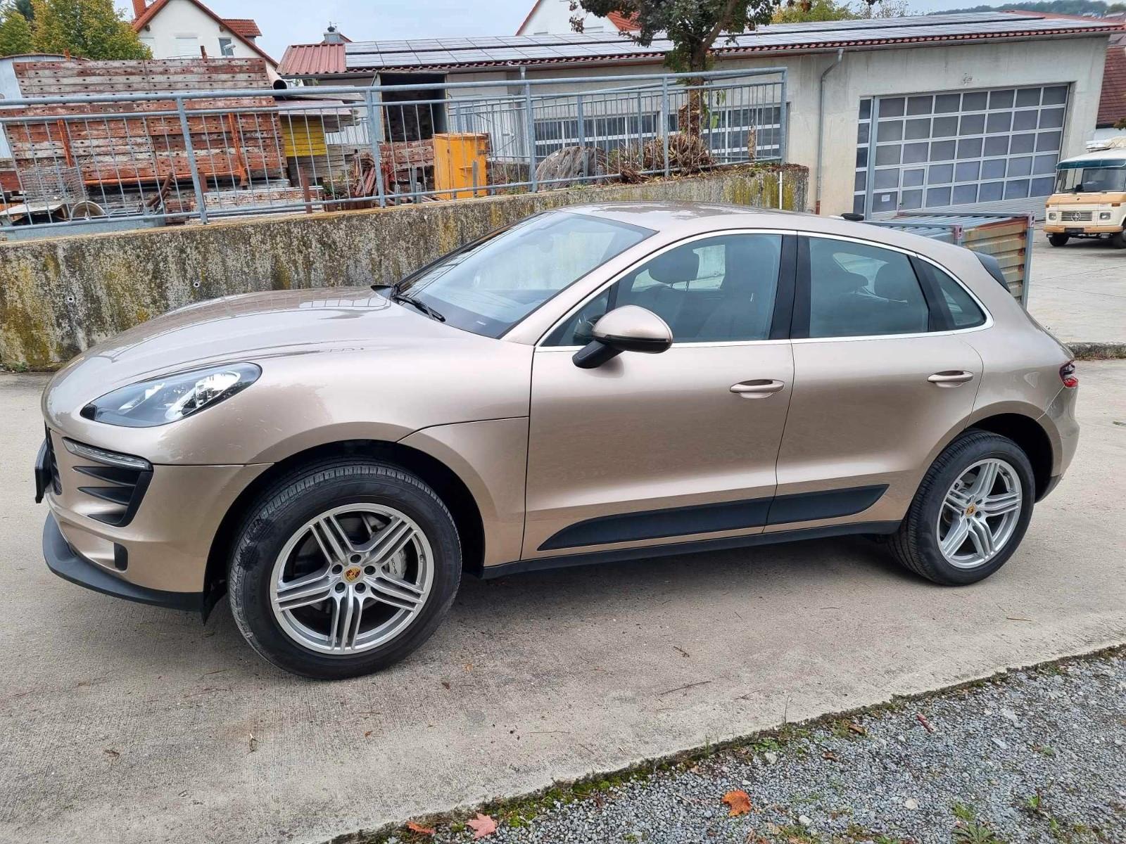 Porsche Macan S Alcantara Navi dt. Fahrzeug Champagner