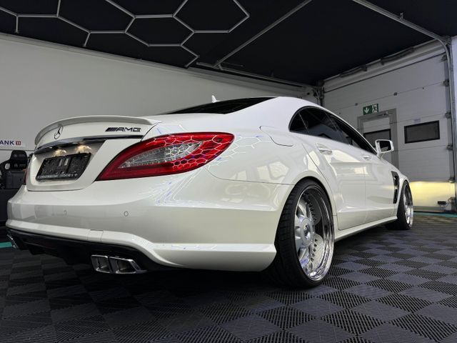 Mercedes-Benz CLS 63 AMG LED/SHD/KEYLESS/20*MAE/DRIVERS'P