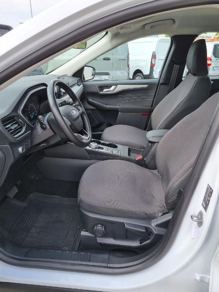 Fahrzeugabbildung Ford Kuga Cool & Connect
