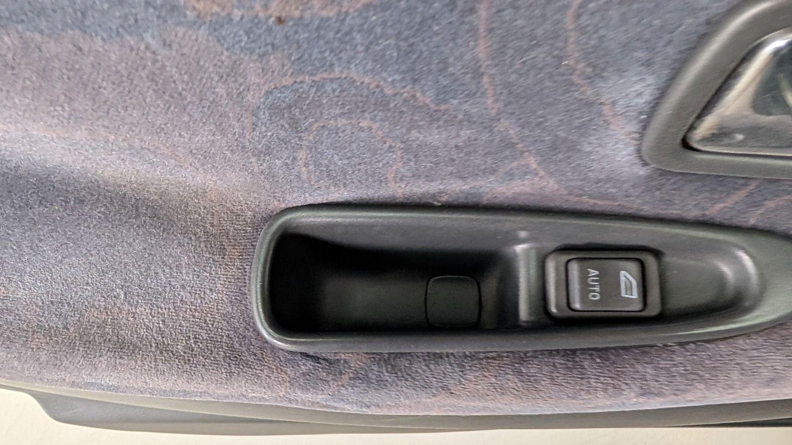Fahrzeugabbildung Volvo V40 2.0T