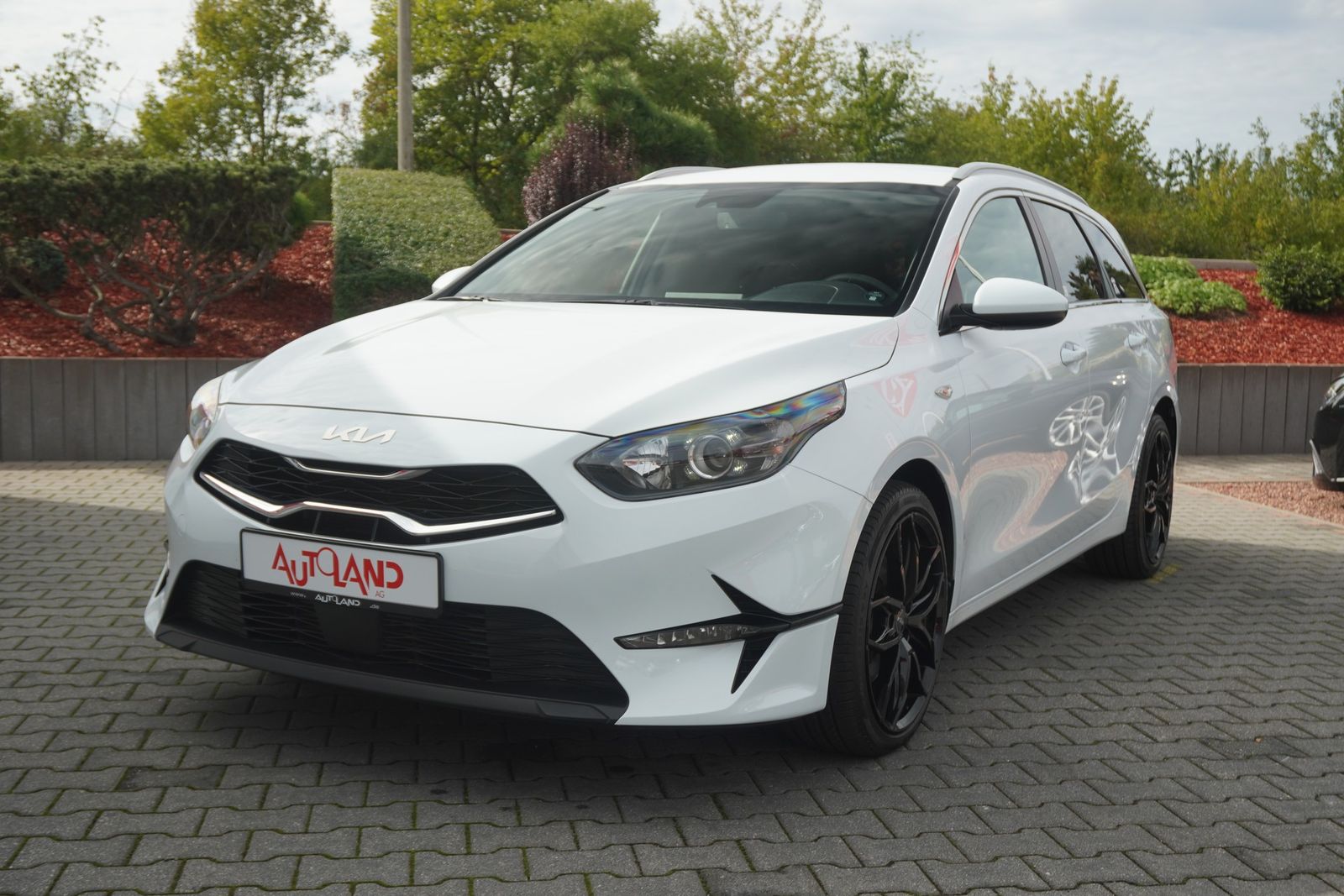 Kia Ceed SW 1.5 T-GDI Tempomat DAB Sitzheizung Navi imagem 2