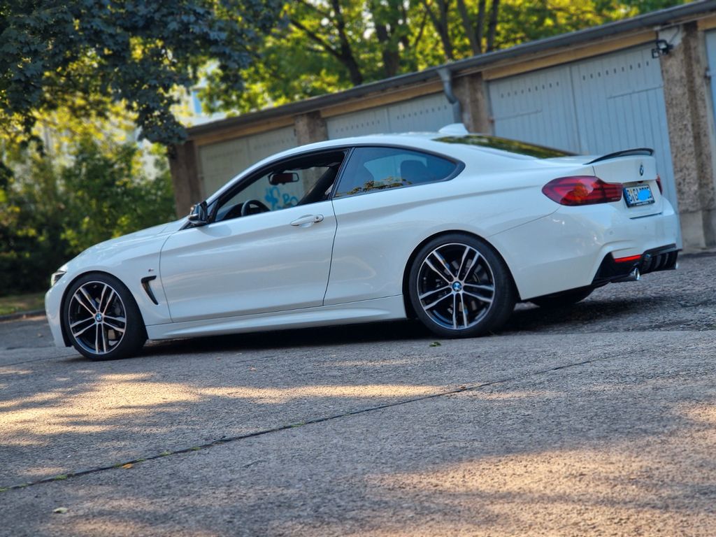 Image of BMW 440