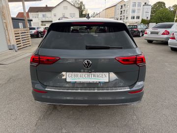 Volkswagen Golf - 5