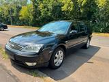 Ford Mondeo 2.2 TDCi Kombi | PDC | Klimaau... - Ford Mondeo aus 2005 mit Diesel-Antrieb