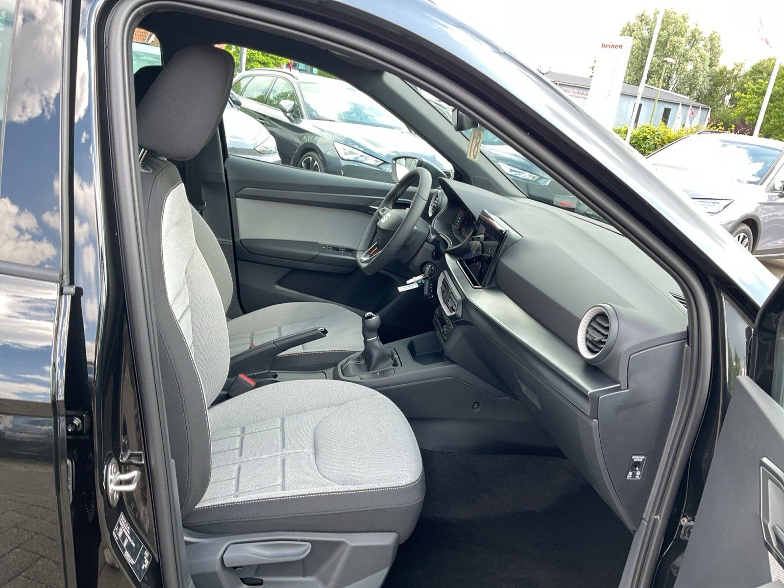 Seat Arona - Bild 11