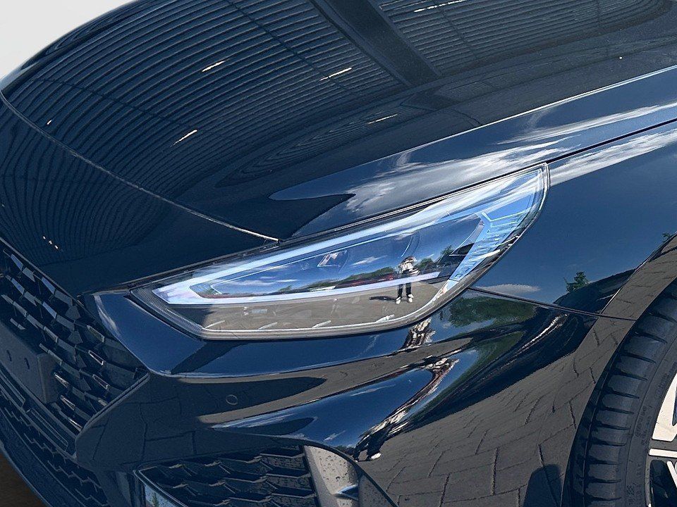 Fahrzeugabbildung Hyundai i30 1.5T 140PS N LINE Sitz-Paket Panoramadach