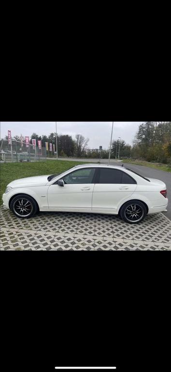 Mercedes-Benz C 200