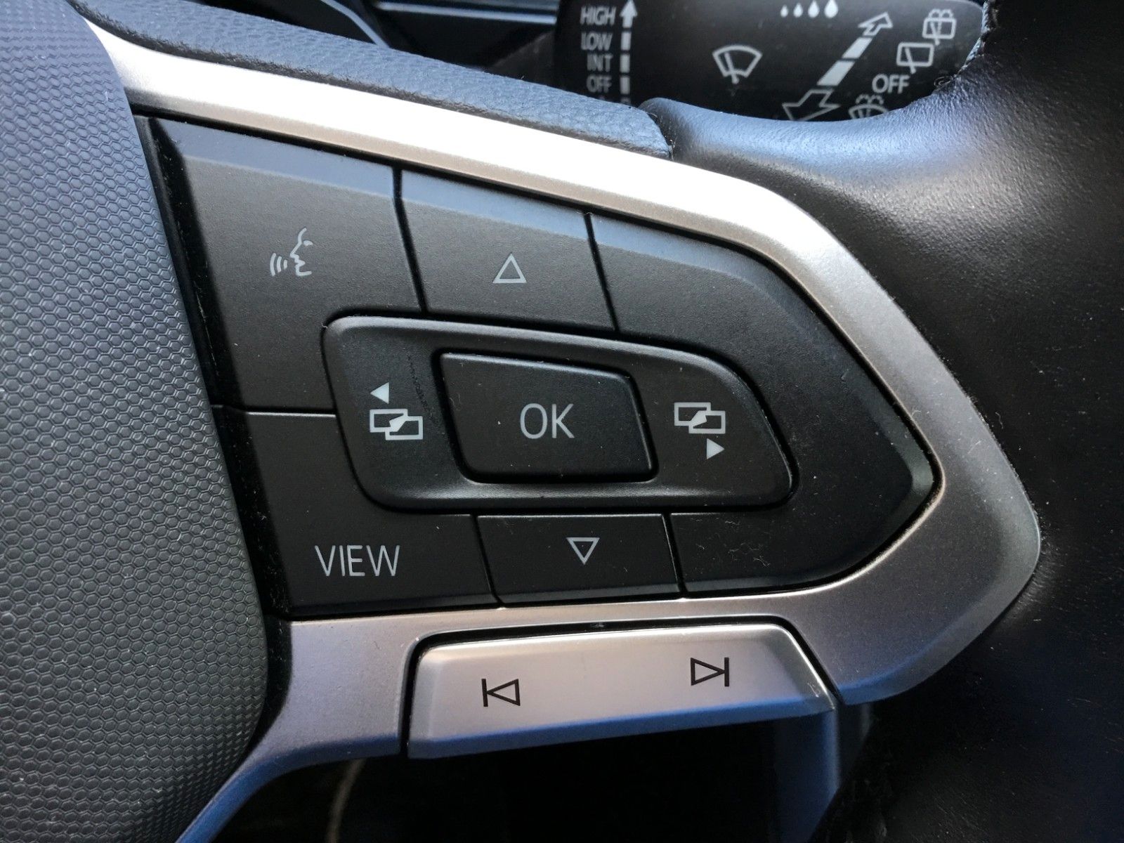 Fahrzeugabbildung Volkswagen Polo 1.0 TSI Life+LED+Sitzheizung+AppConnect