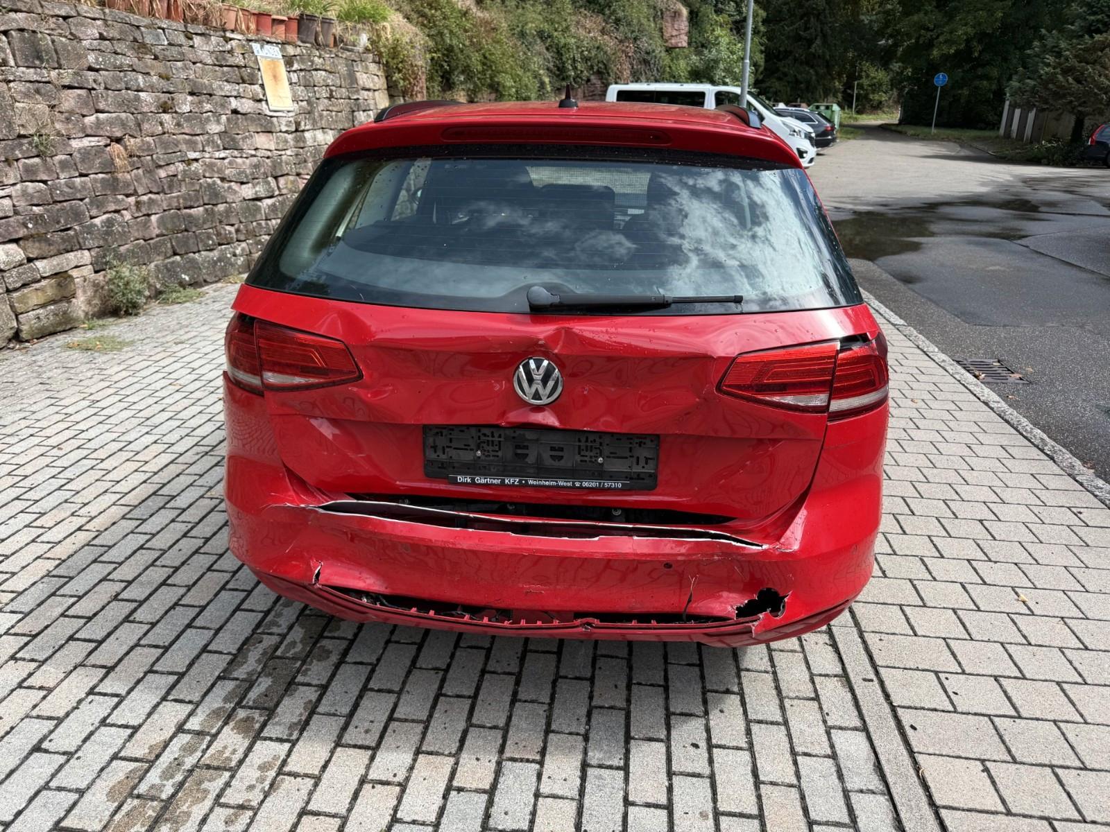 Volkswagen Passat 2015 — engine 1.598 cm³, 120 HP (88kW)