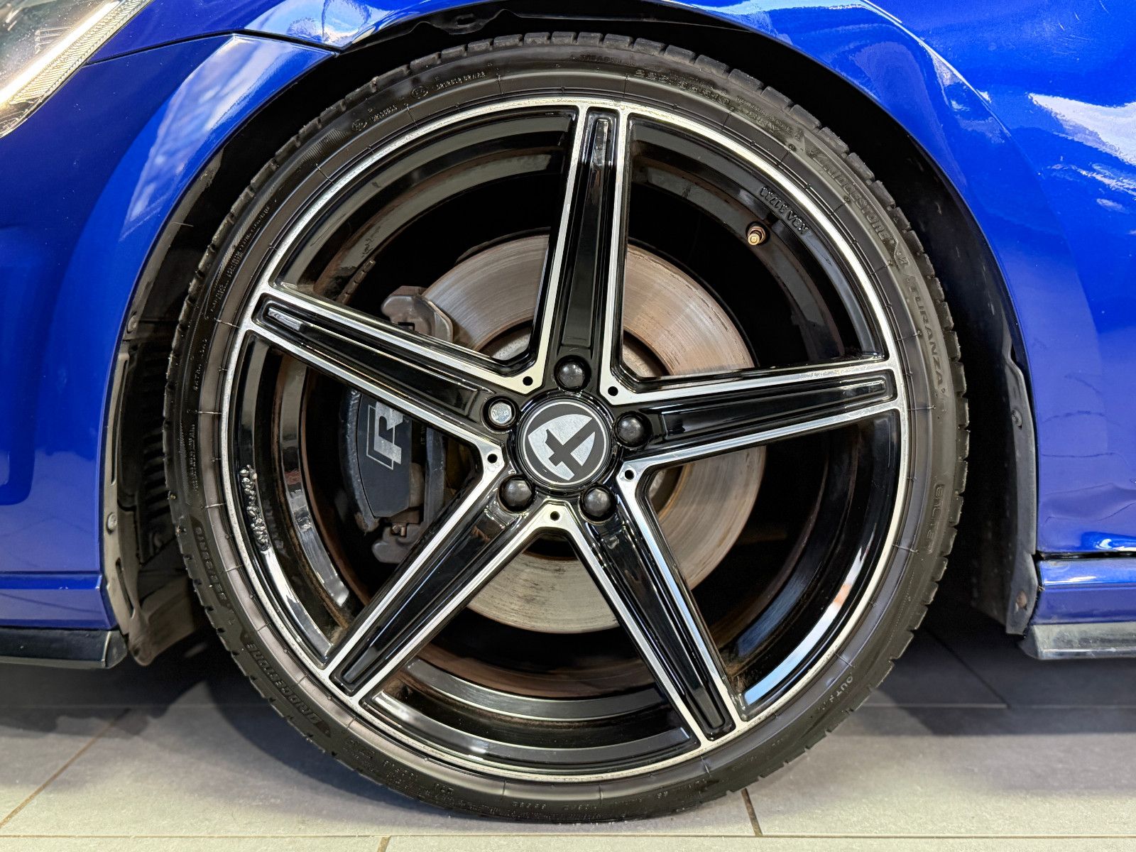 Fahrzeugabbildung Volkswagen Golf VII Lim. R 4Motion|H&R|GRAIL Exhaust