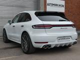 Porsche Macan Turbo*SportChrono*AGA*PANO*Designpaket*21" - Porsche: Geländewagen, Turbo
