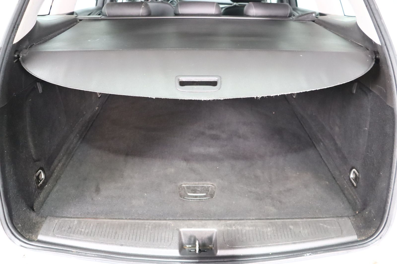 Fahrzeugabbildung Opel Astra K Sports Tourer * Navi * HU/AU neu *