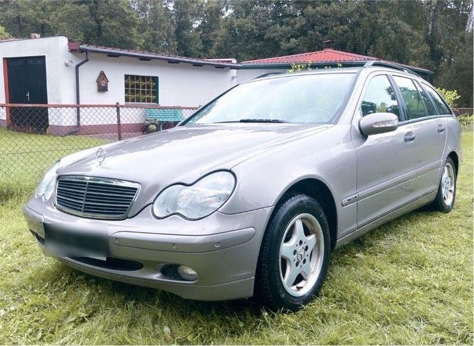 Mercedes-Benz C 180