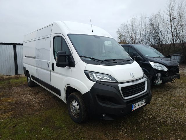 Peugeot Boxer Kasten Hochraum 335 L3H2 Premium BlueHDi 1