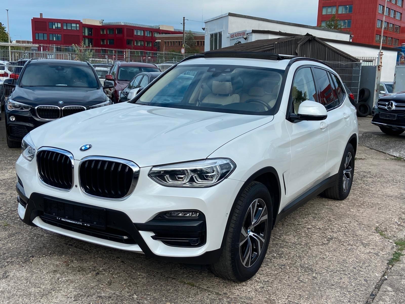 BMW X3xDrive20d Advantage*PANO*AHK*360°*LED*NAVI*